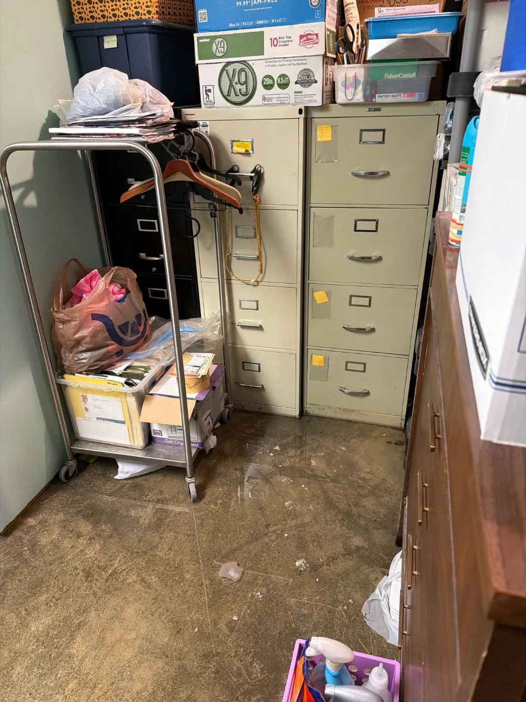 Large-scale water extraction in Heritage Lake business space